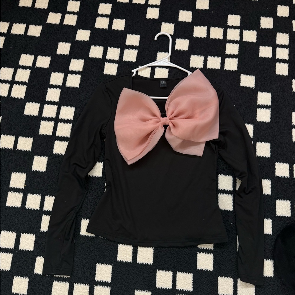 SHEIN Black Top with Pink Bow Accent